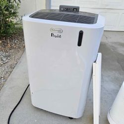 Portavle Ac Unit. Well Taken Care And Work Perfectly 