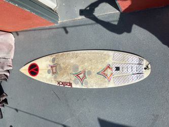 Lipstick Surfboard 5’7
