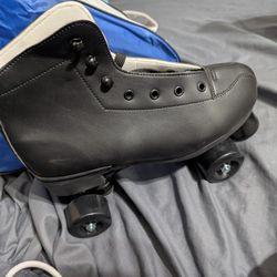 Roller Skates Black Unisex  Men's Size 9.5 Woman Size 10