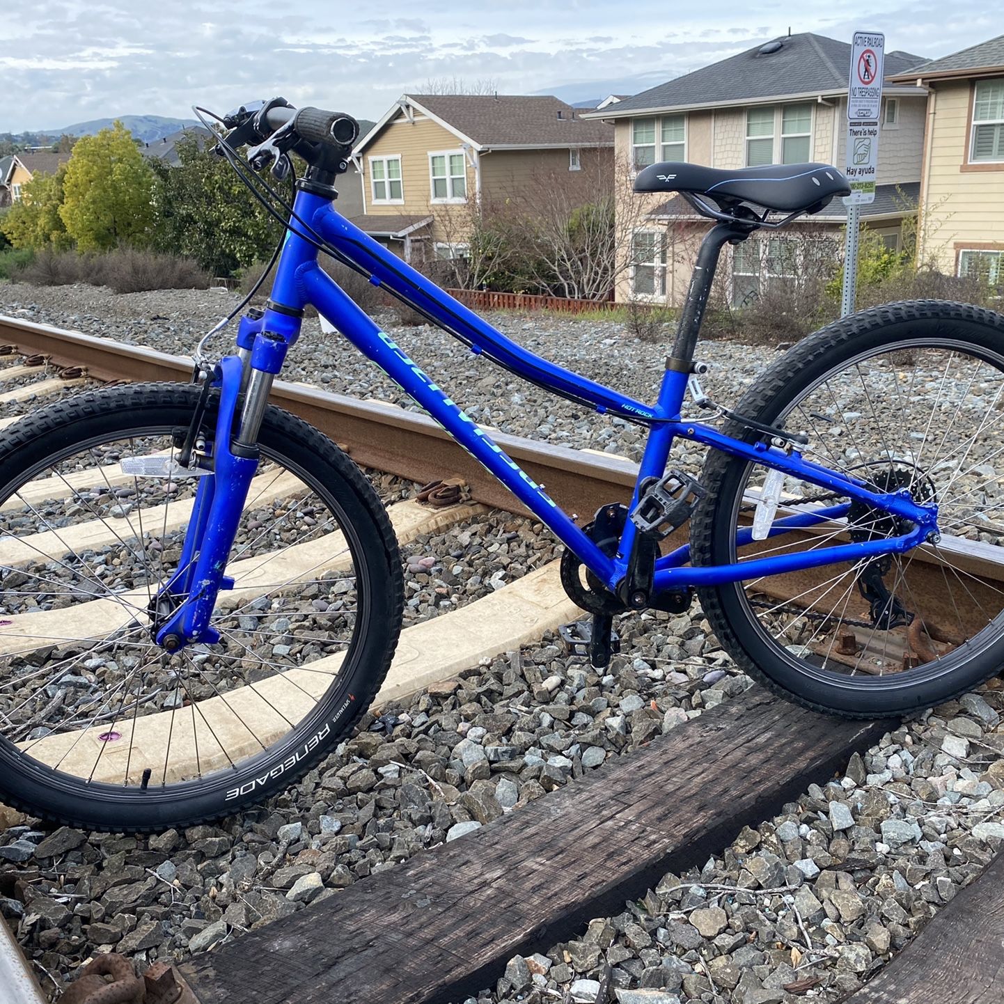 Sale specialized rock 24 neon blue - Official Online Store