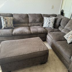 Sectional & Ottoman With Recliner 
