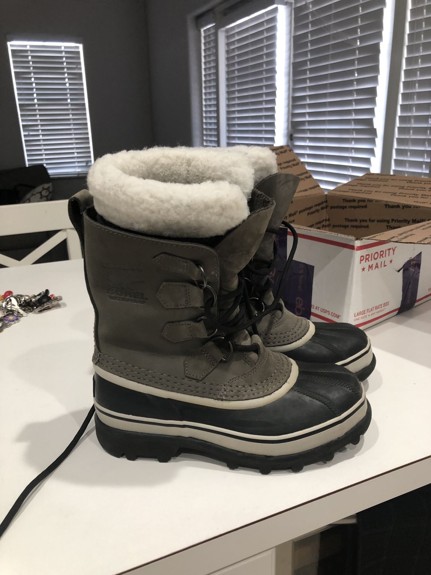 Snow boot women Sorel size 6