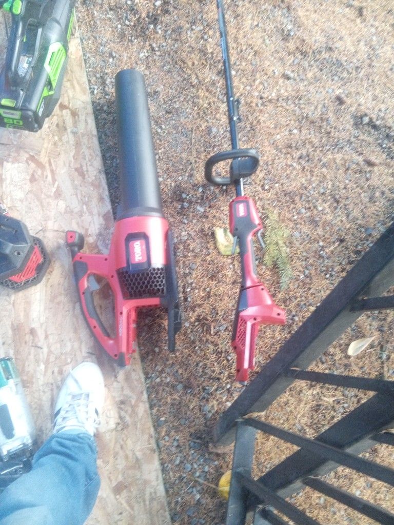 Toro Weed eater And Blower No Battery No Charger