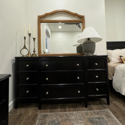 Dresser/ Console/ Entryway Table 