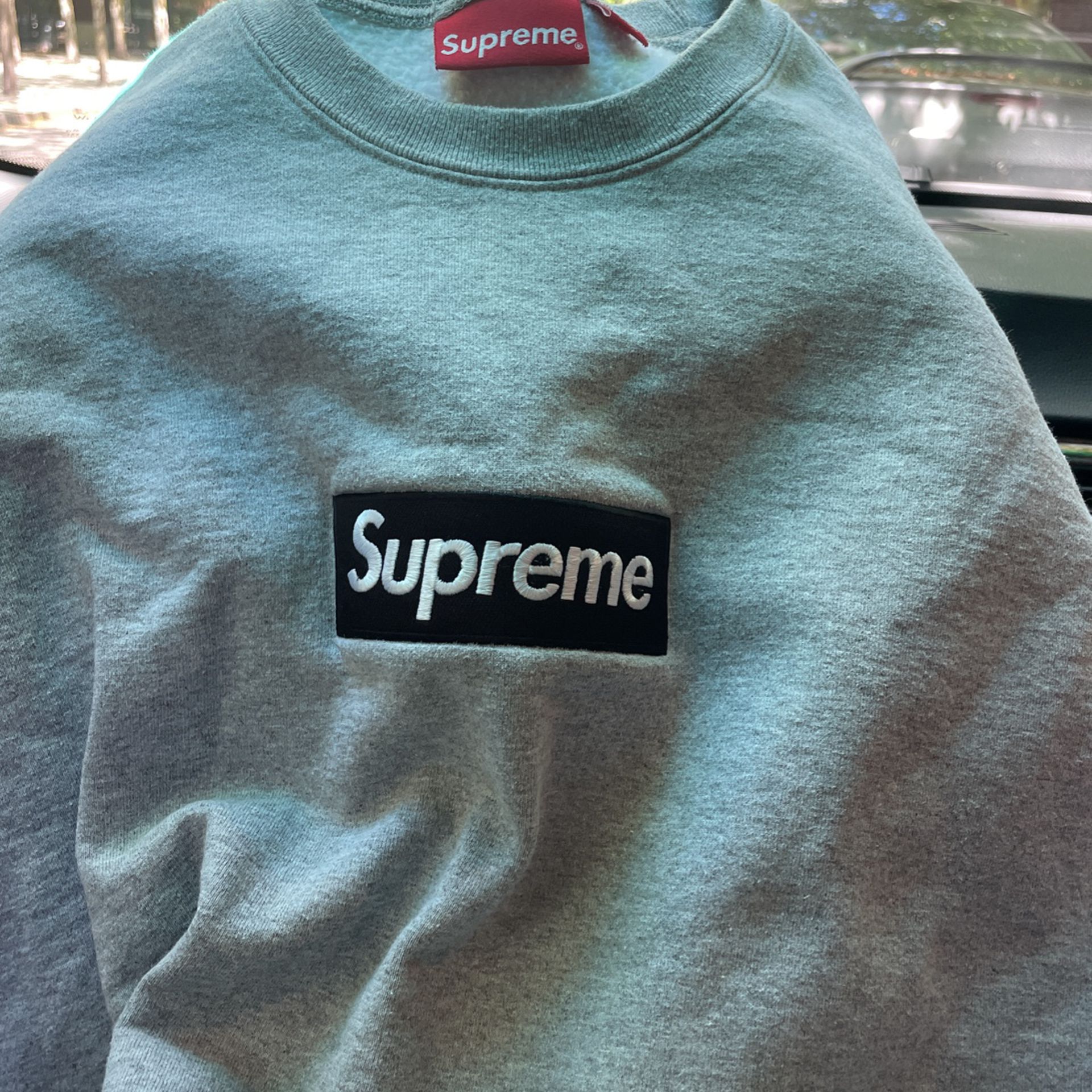 XL Supreme Sweater 