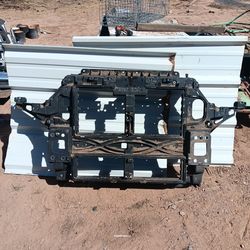 2020-2023 Ford Explorer Radiator Support