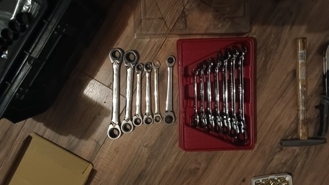 Ratchet Wrenches Two Set