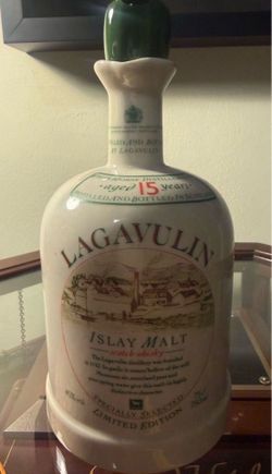 RARE Lagavulin Decanter - 15 Years Old (Empty)