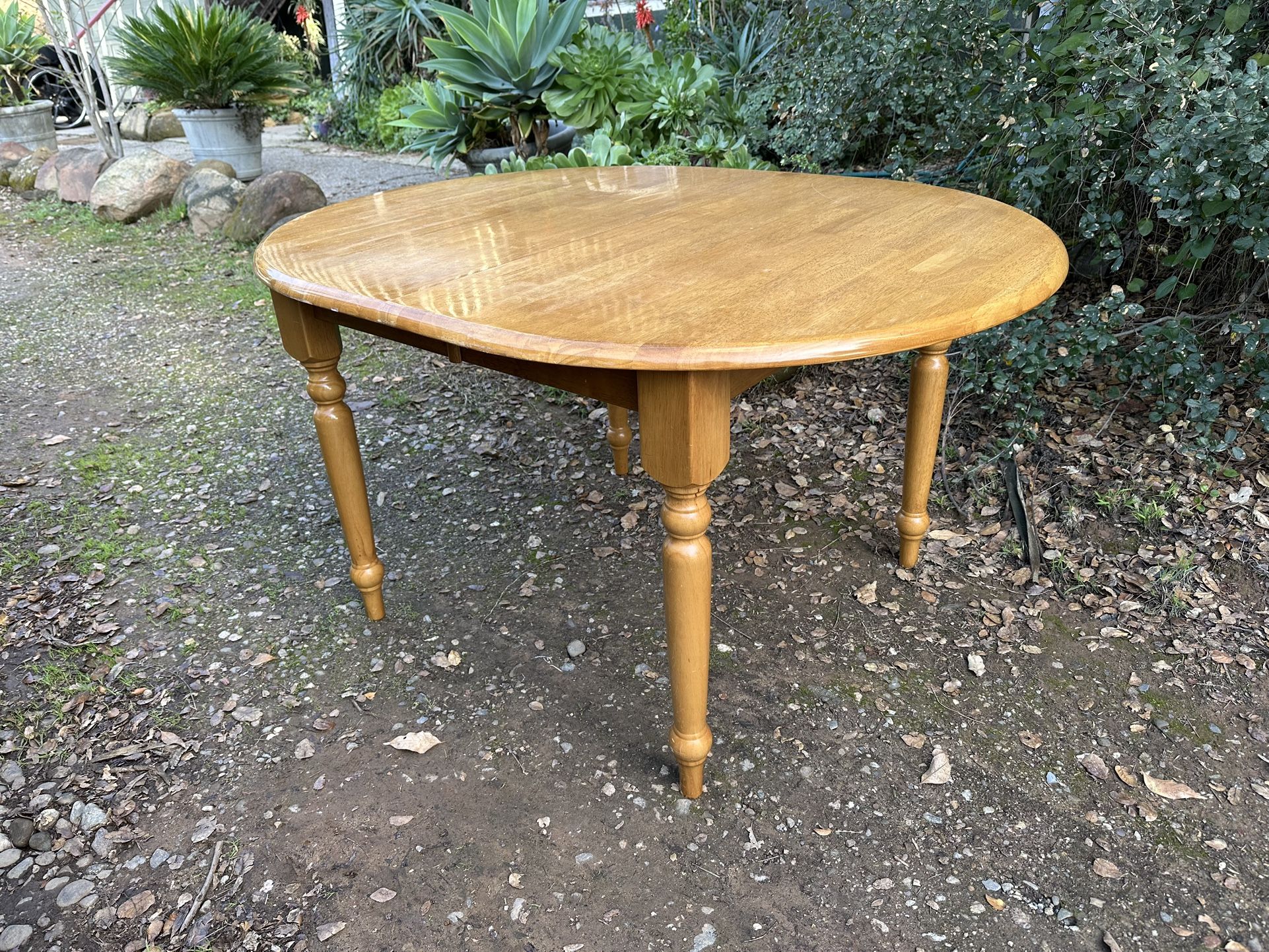 Wooden Dining Table (Dense, Good Condition)