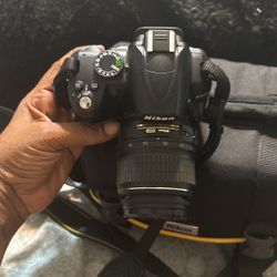 Nikon D3000