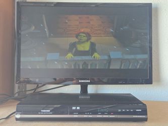 Toshiba D-R410 DVD Recorder Player With Remote HDMI Cable & AV Cables