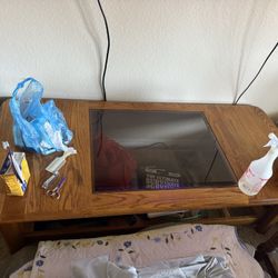 FREE COFFEE TABLE