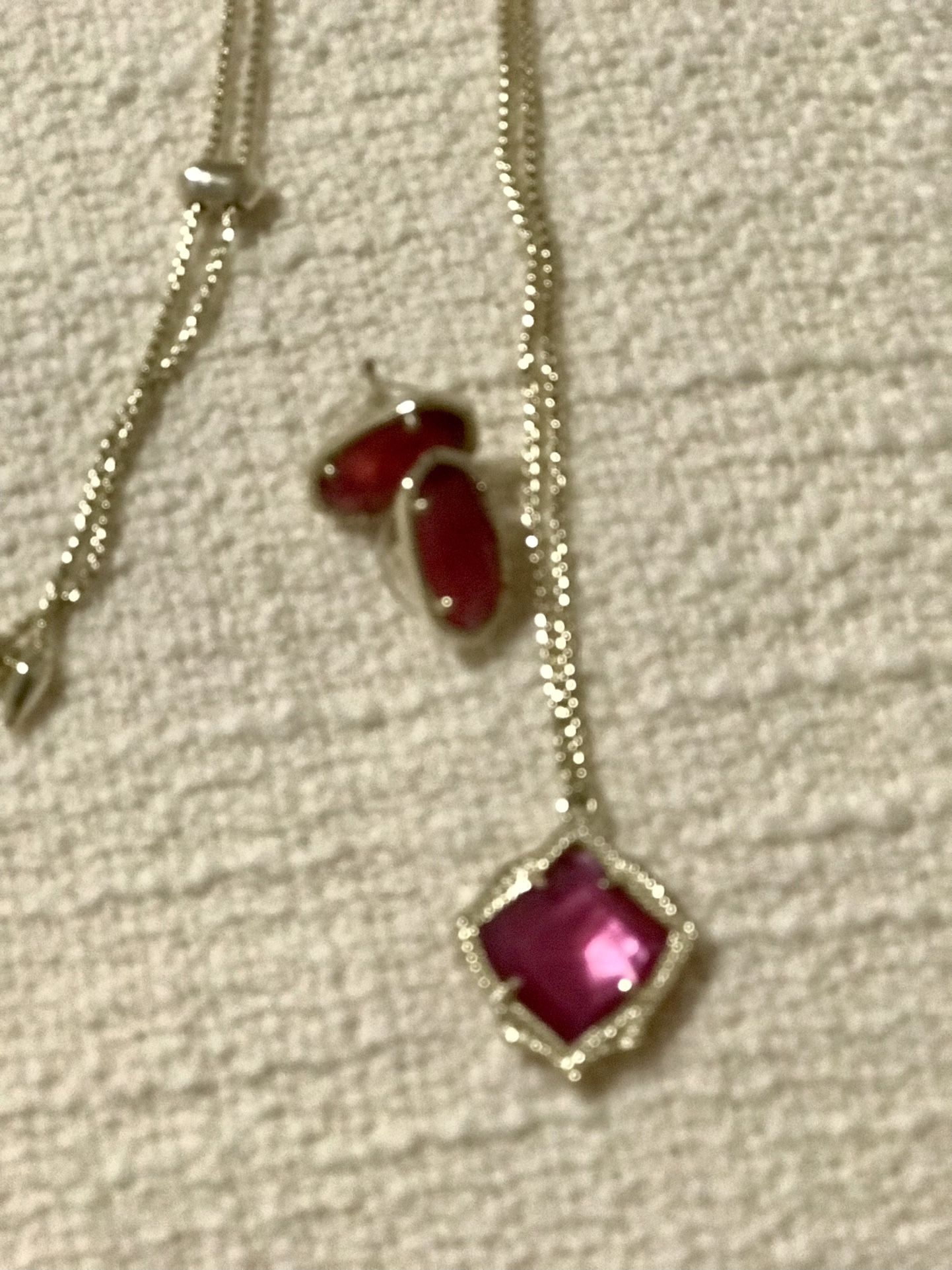 Kendra Scott Necklace And Earrings