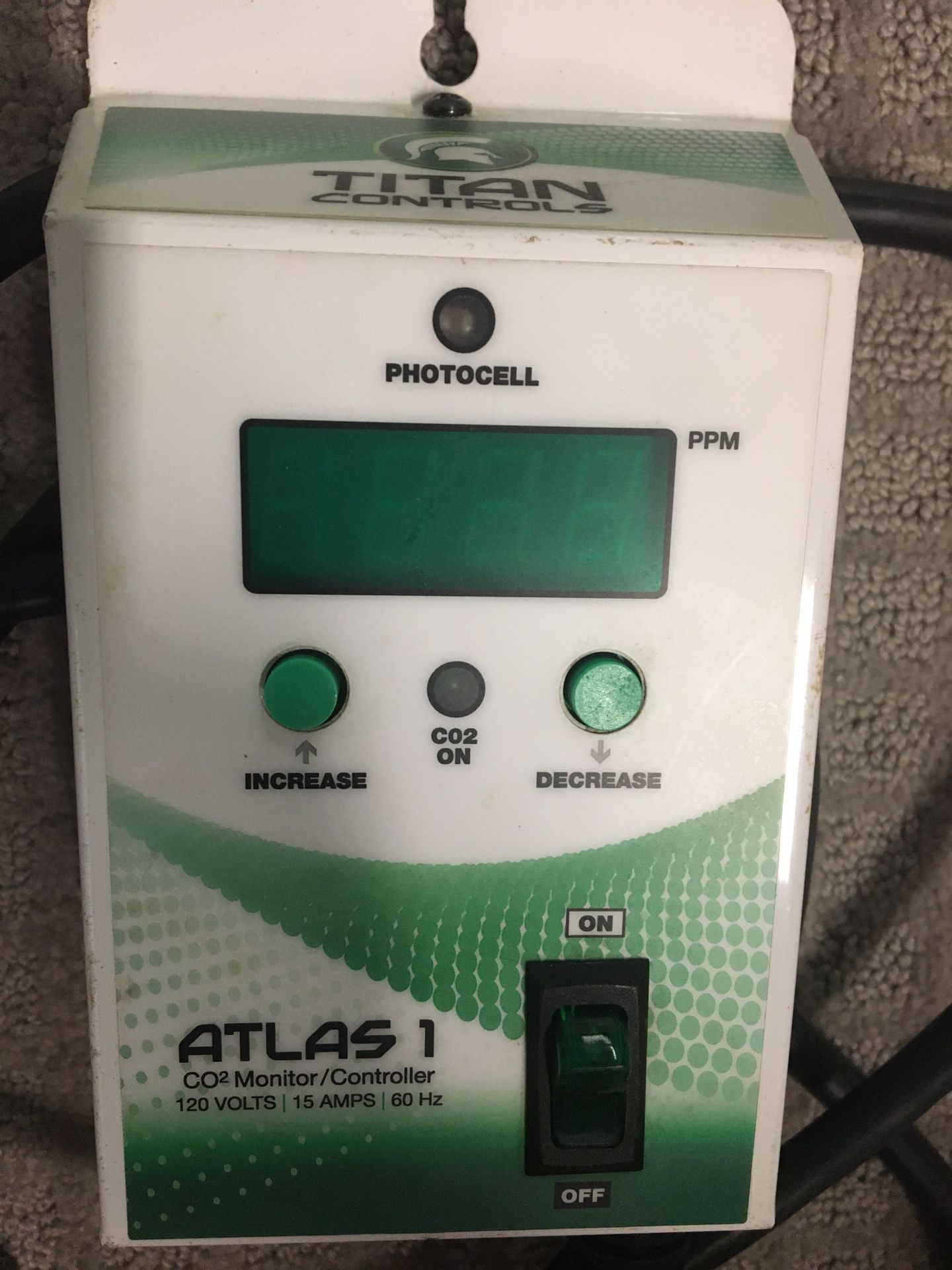 Titan Atlas 1 Co2 Monitor/ Controller $400