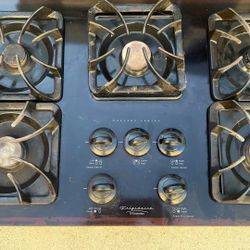 Frigidaire Gallery Series 5-Burner Gas Cooktop – Black