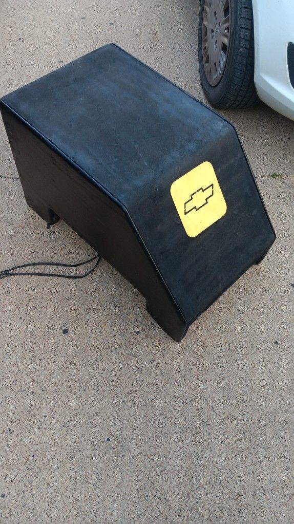 12s Subwoofers Custom Console For Any Truck Port Box $100