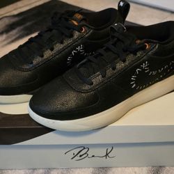 Nike Book 1 - Nightmare Before Christmas