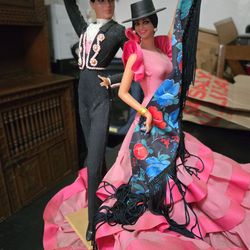 Spanish Dancers . Good condicion