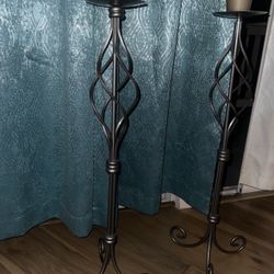 2 Candle Holders 