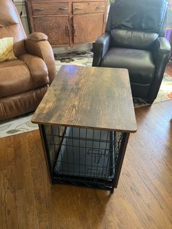 Wooden dog crate