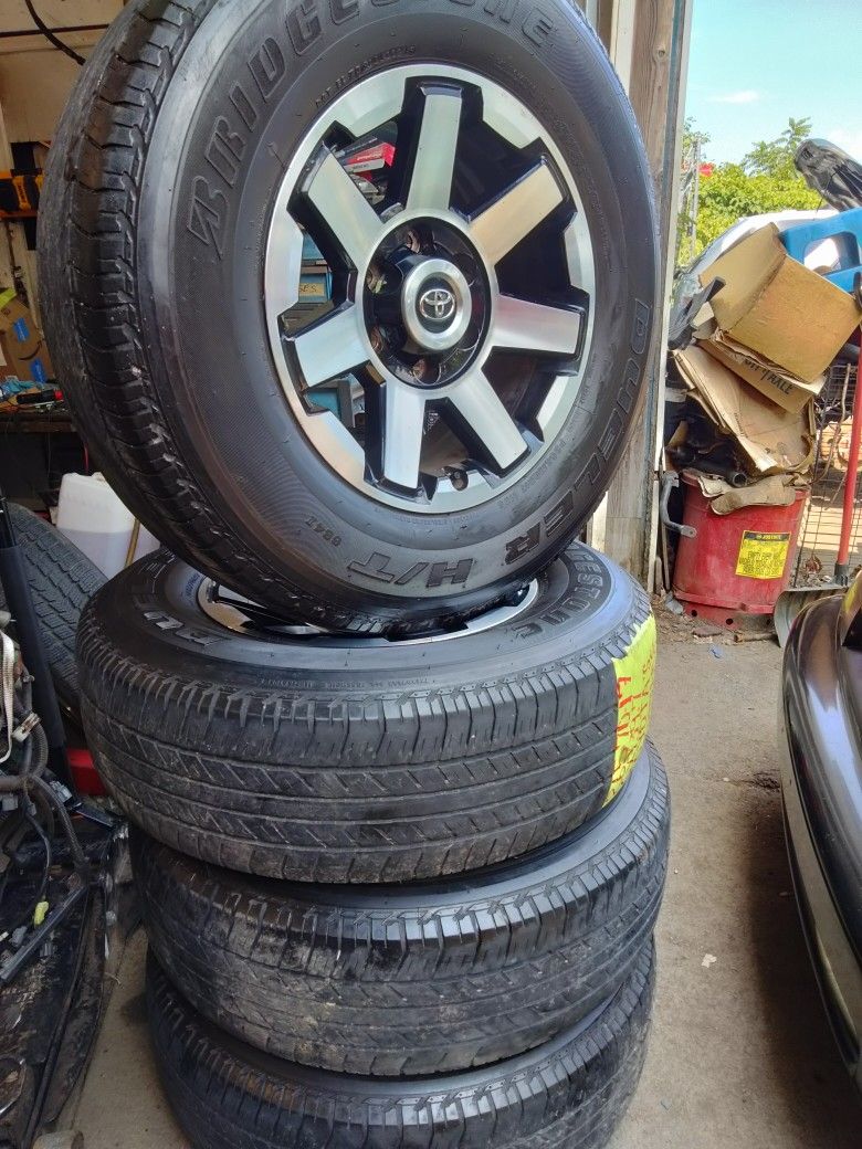 2022 6x139.7 Toyota 4 Runner Rims And Tires