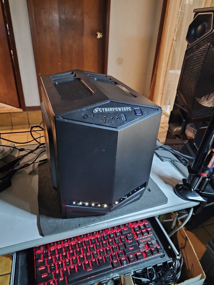Gaming Mini ITX ASRock X99E XTREME Series PC. i7-3.60GHz-CPU 16GB Ram 1TB SSD GPU: GTX 