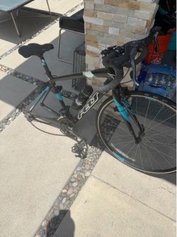 Felt zw100 road bike