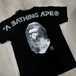 A Bathing Ape ( Bape )