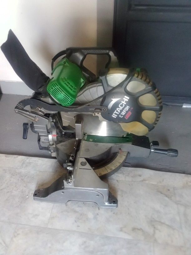 Hitachi C12 Fdh Laser Miter Saw