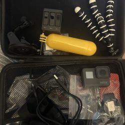 Go Pro Hero5 with accessories 