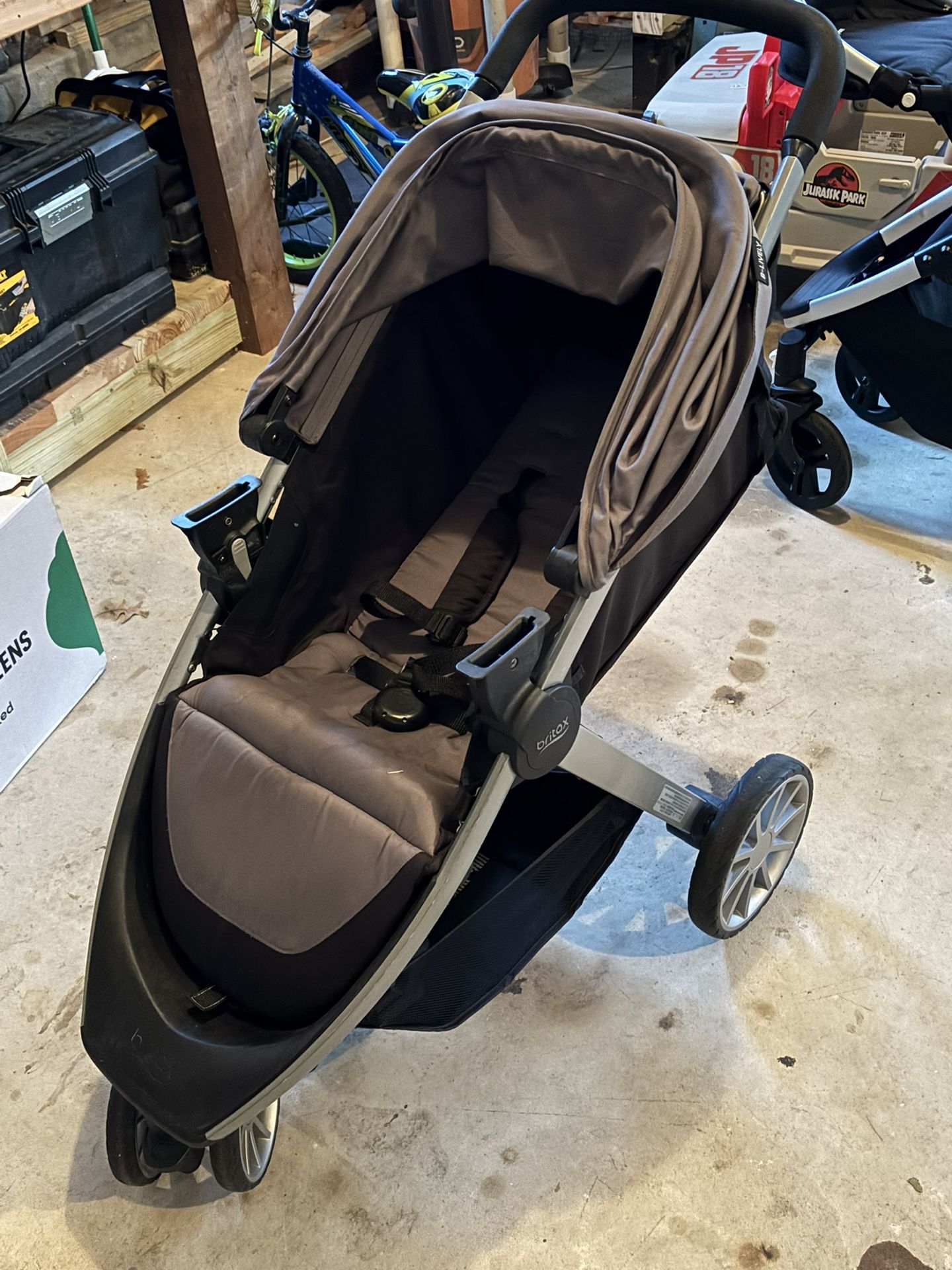 Britax B-Lively Stroller