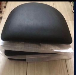 4 vynil/wood chair cushion  pads