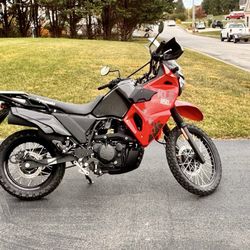 2024 Kawasaki KLR 650 S