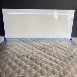 Queen Bed With Mattress