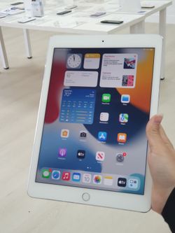 10% off uptp 50$ each item Valid until June 30th - Apple iPad Air 2 9.7" (WiFi) 64GB Good Silver