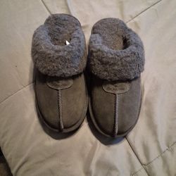 Bear Paw Slippers Size 8 Women's 