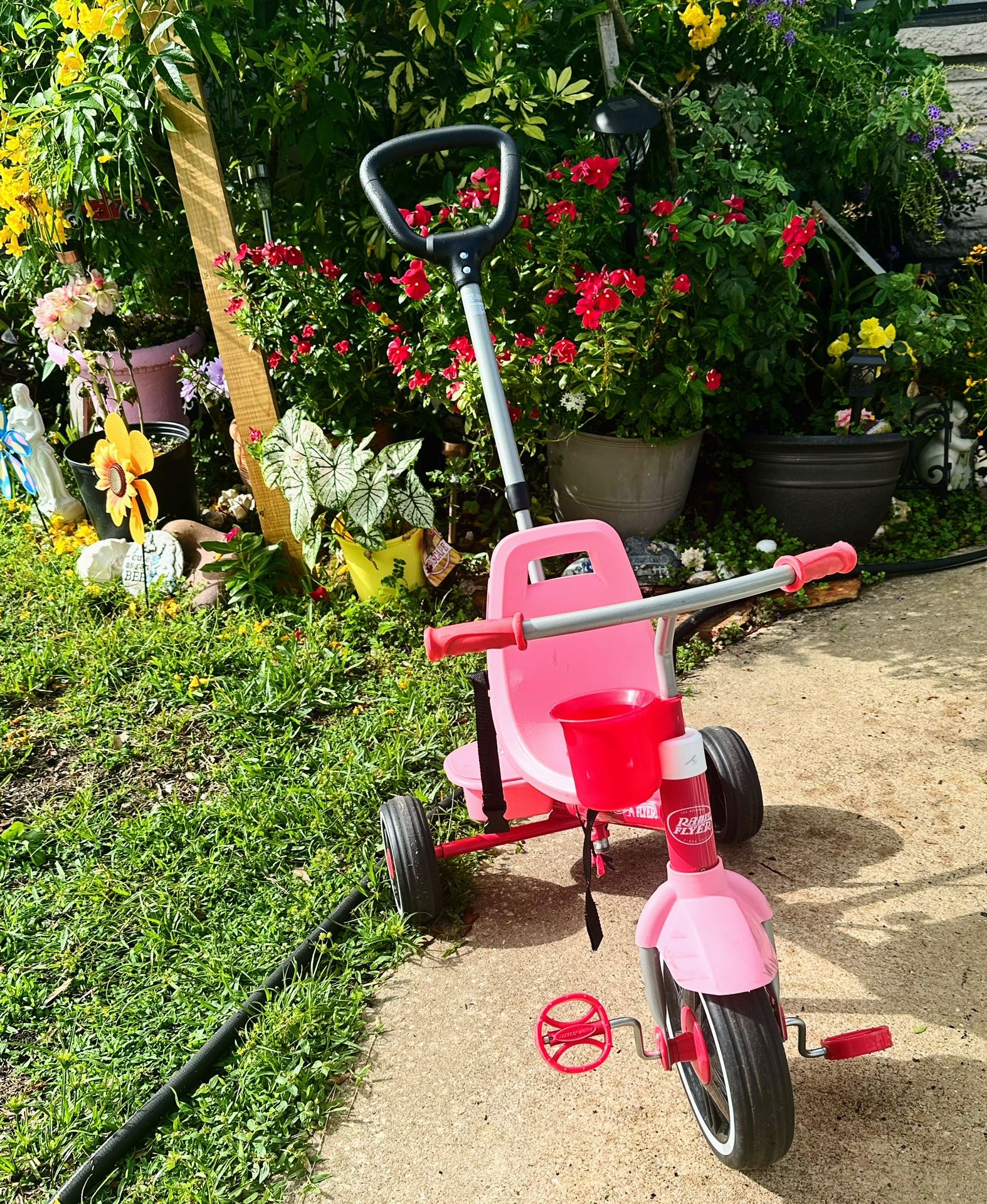 Toddlers Tricycle With Handle Wheels Control