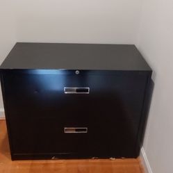Metal Filling Cabinet With Free Paper