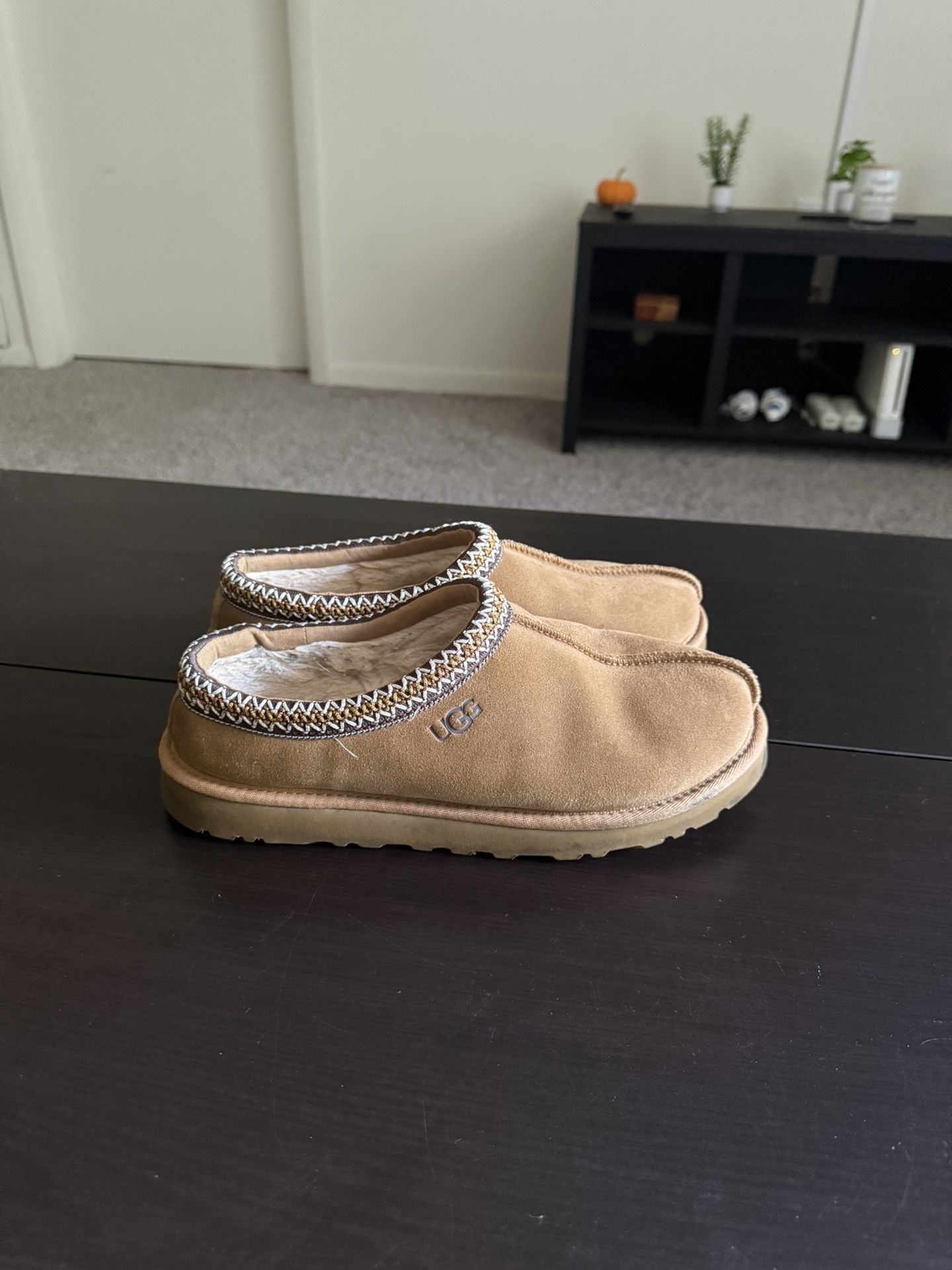 Men’s Uggs Size 10