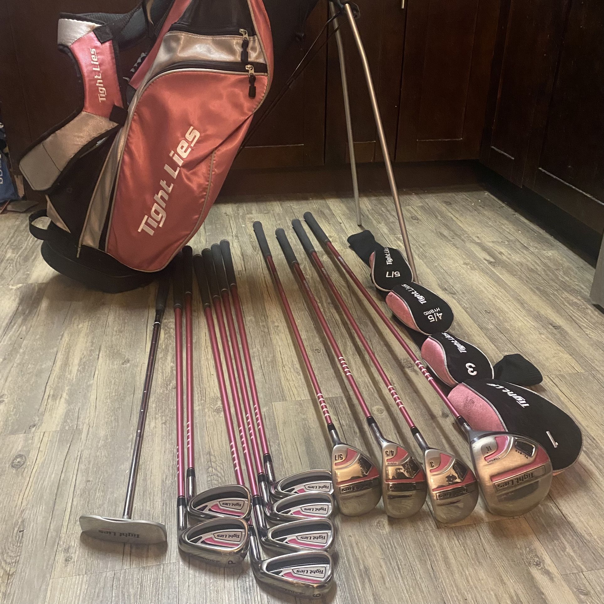 Ladies Adam’s Tight Lies Pink Golf Set With Golf Stand Bag