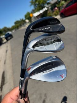 Golf wedges left handed