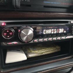 JVC stereo. (Radio /cd/mp3)