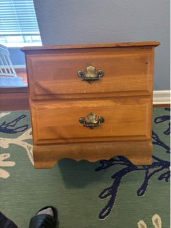 Wood night stand
