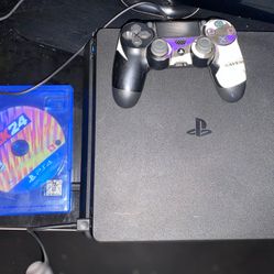 PS4 Console , W Controller / Game / Cables