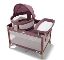 NIB - Graco Pack 'n Play Travel Dome Lux Playard 4-in-1 (+ bassinet, changing table)