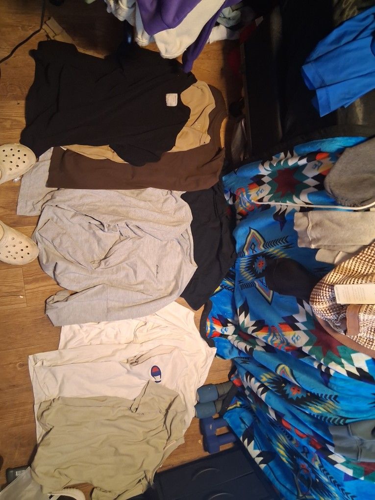 CLOSET CLEAN OUT: Shorts, Shirts, Hoodies, Underwear, Socks all sized Men's Meaduim or Small