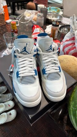 Military blue Jordan 4 size 10