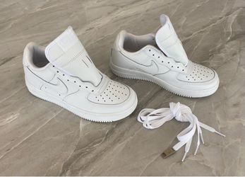 NEW / NEVER WORN Nike Air Force XXV Low Triple White 25th Anniversary Edition (Men’s Size 7)