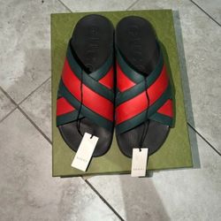 Gucci,  Size 12