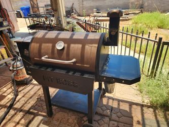 Pellet smoker